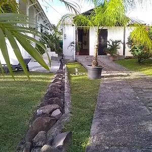 La Dependance Creole Hébergement de vacances Fort-de-France