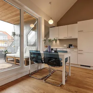 stylish-1-bedroom-apartment-with-parking-lot.com-bavaria.com/